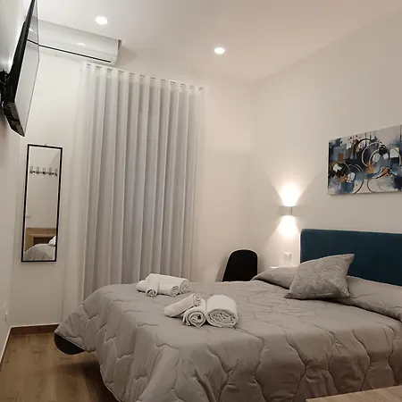 Apartment Calderai 52 *